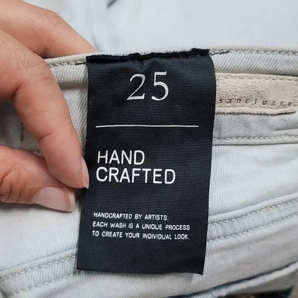 NWOT Sanctuary Light Wash Jean Shorts - Picture 8 of 8